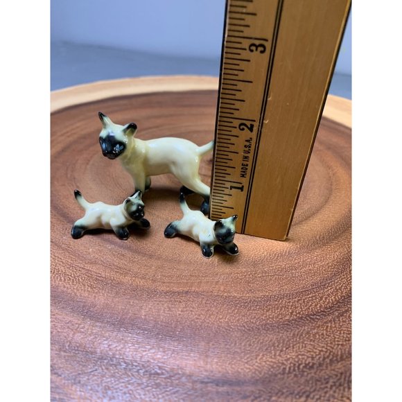 Vintage Japanese Porcelain Siamese Cat Figurines Set of 3 - Picture 8 of 11